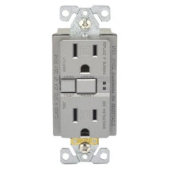 Eaton Self-Test GFCI Receptacle Outlet - 1 11/16-in W X 4 3/16-in H - Tamper Resistant - 15-amp
