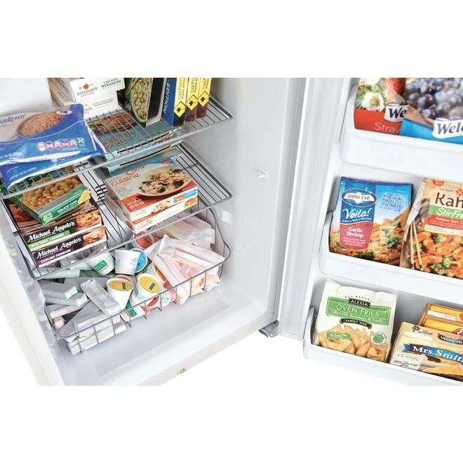Frigidaire Upright Freezer - 28-in - 15.5-cu Ft - White - Image 5