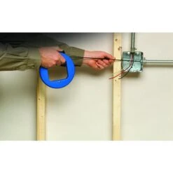 IDEAL 50-ft Blued Steel Thumb Winder