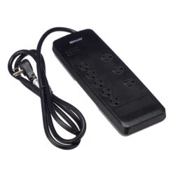 Woods 8-Outlet Power Bar - Plastic - 6' - Black